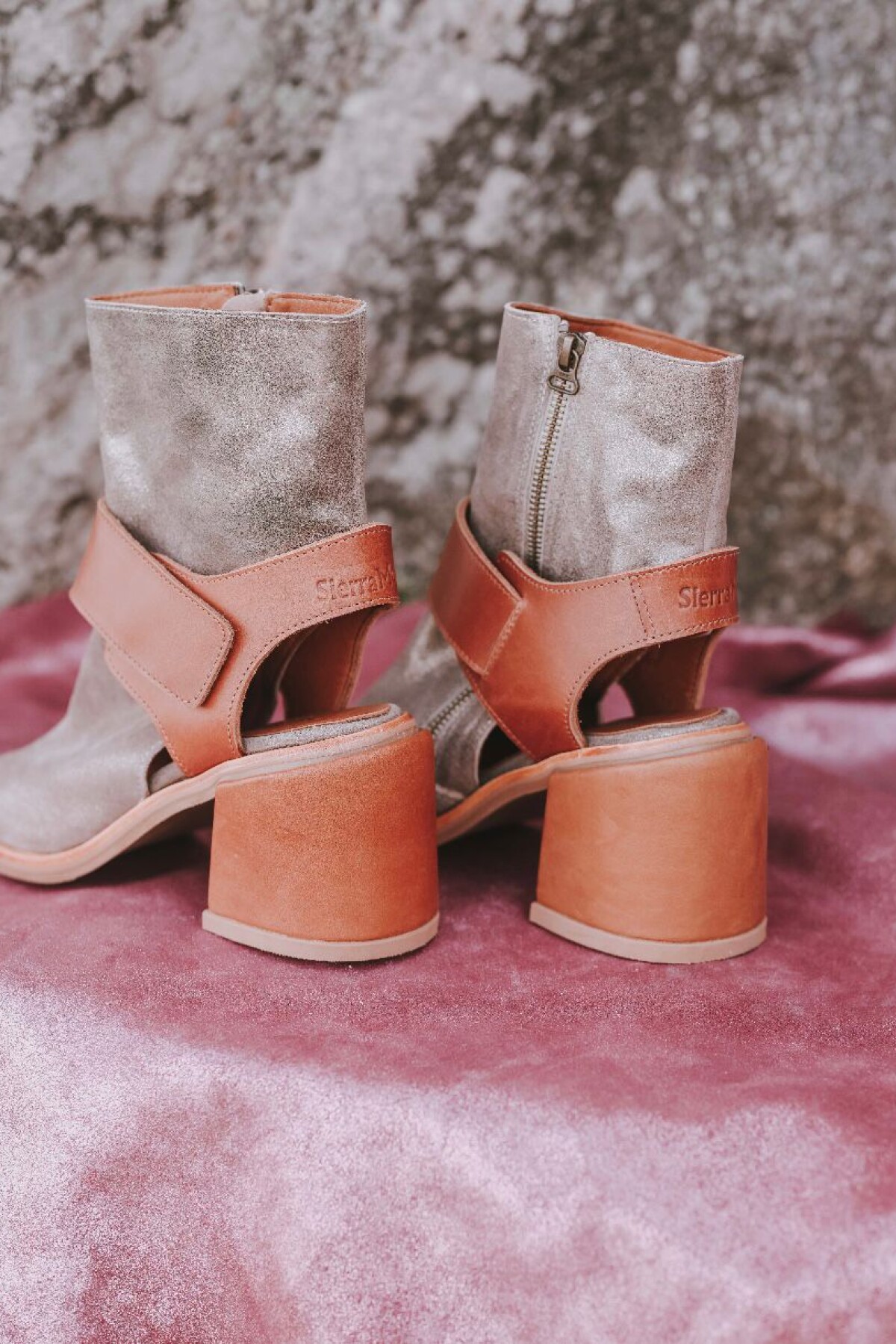 Bota Espuela Plateado