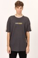 REMERA SPEC ICON OVER TEE J-negro