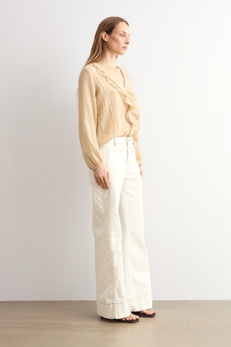 Blusa con volados beige