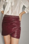 Falda Orient Studs Cuero Bordo