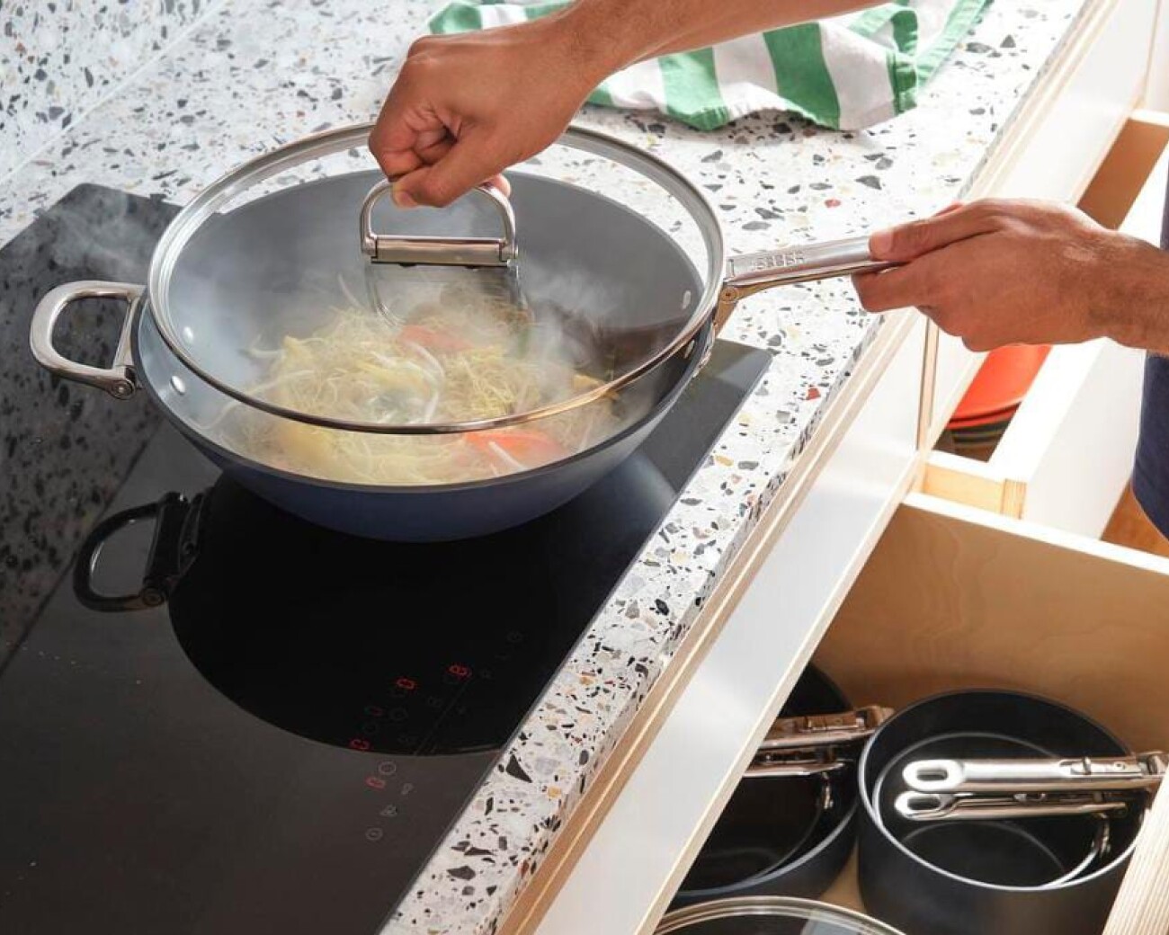 Wok Space Steel 32 cm Joseph Joseph Wok Space Steel 32 cm Joseph Joseph