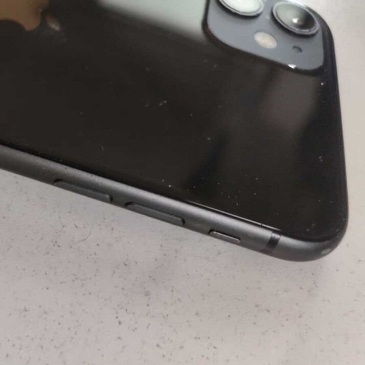 iPhone 11 128GB - Black iPhone 11 128GB - Black