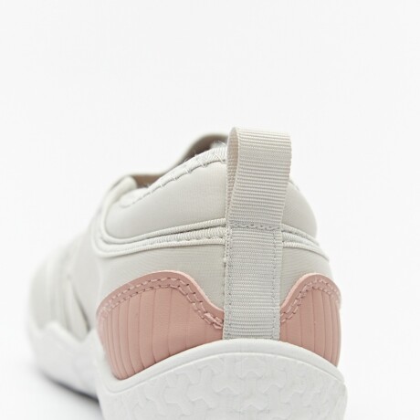 ZAPATILLA COMFINA Gris Claro