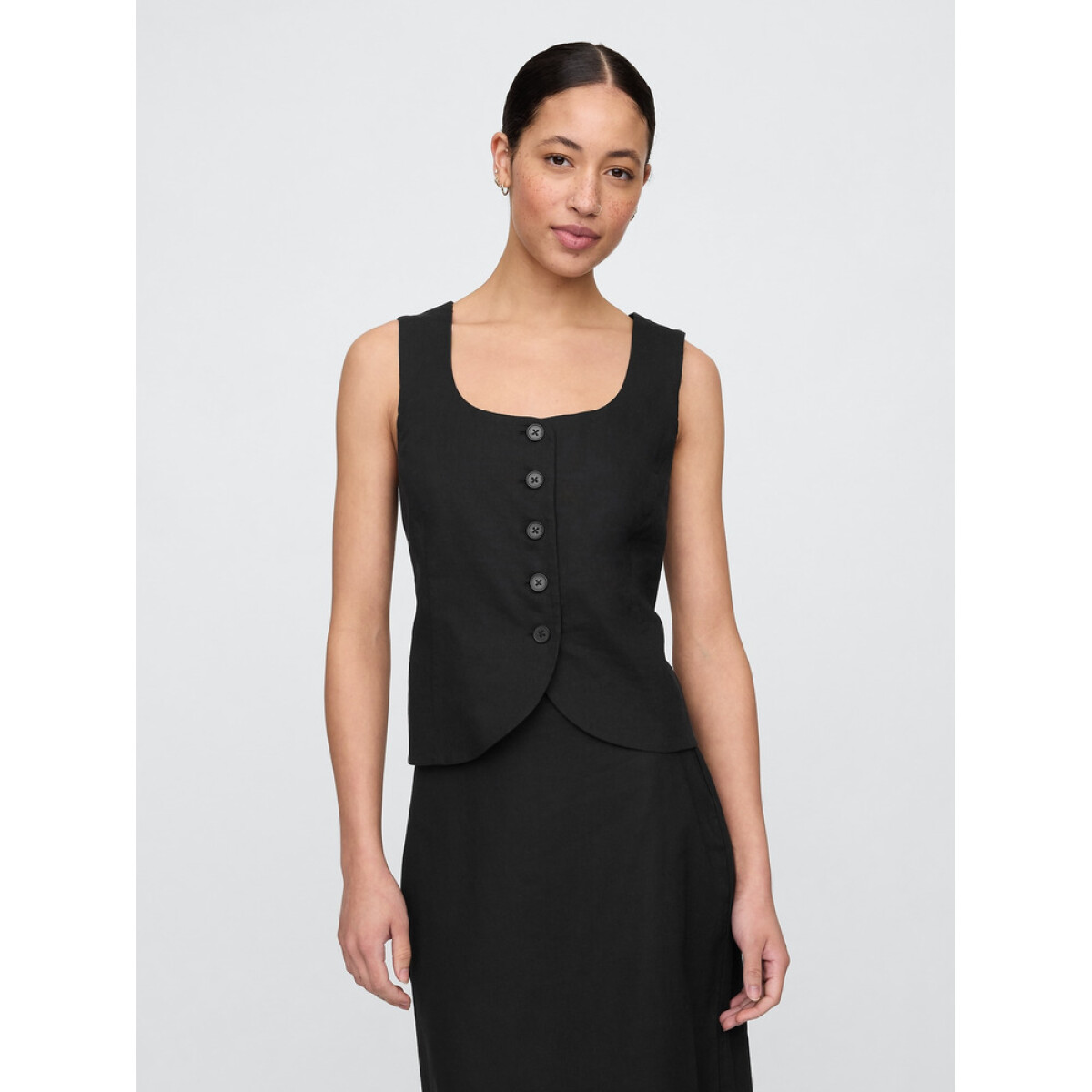 V-SCOOP NECK VEST - BEACHY LINEN - BLACK 