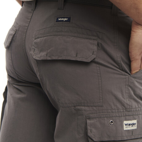 Bermuda Wrangler de Hombre -BERMUDA CARGO- W60003GRISOSCURO ELD