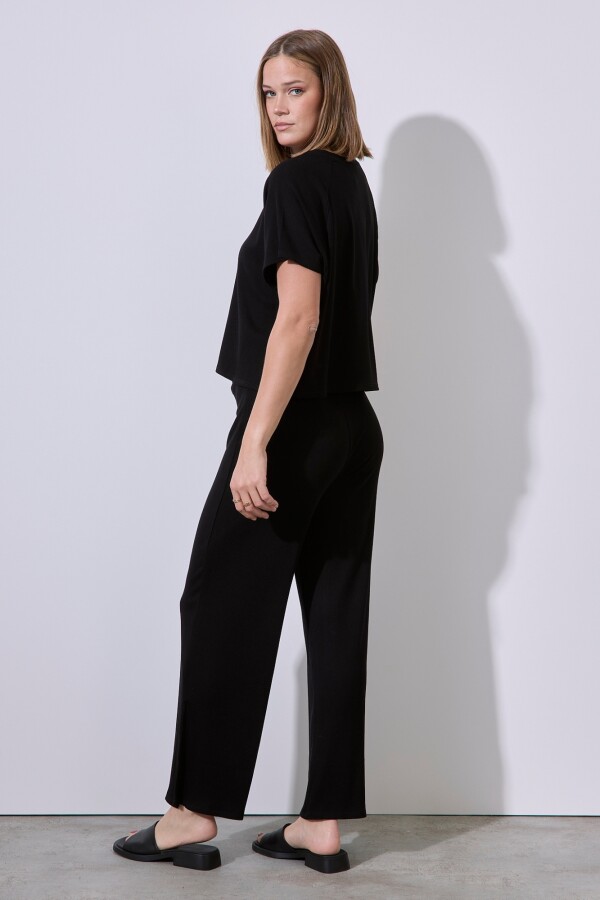 Remera Crop Rib NEGRO