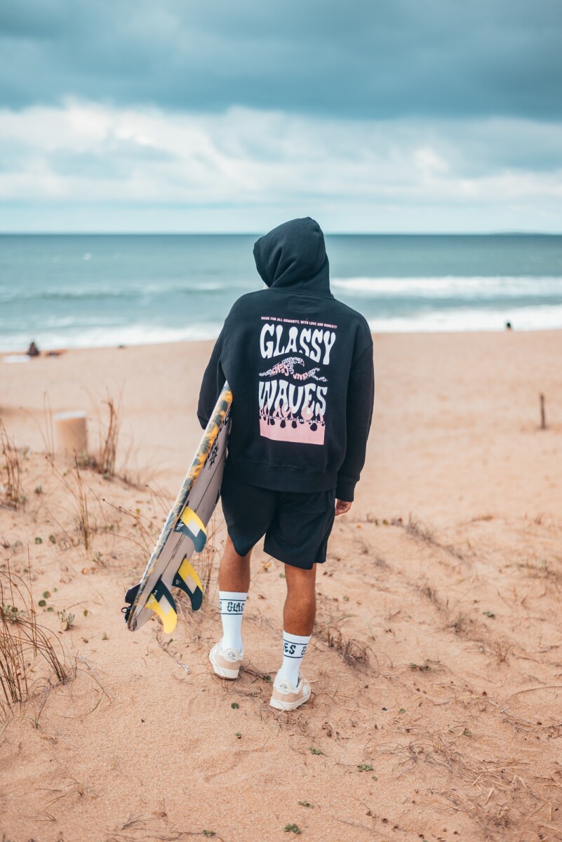 Hoodie Ocean Black Over Fit / Negro 