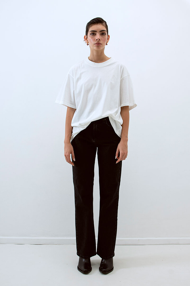 Flare Black