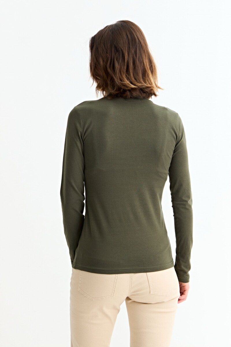 Remera cuello polera m/l básica VERDE OLIVA