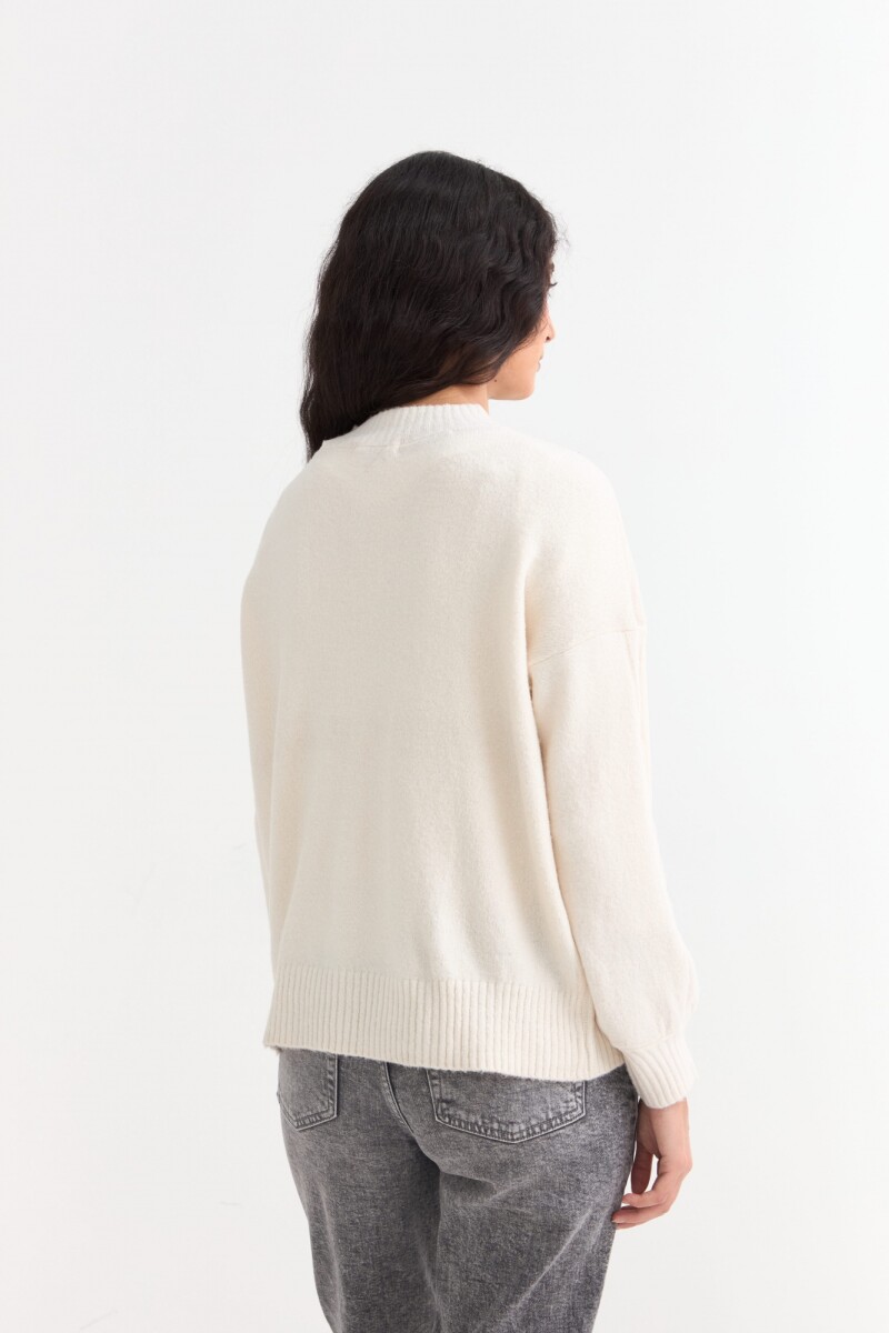 Sweater escote redondo con ochos CRUDO