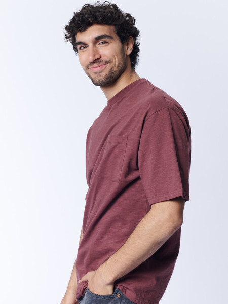 Remera manga corta slub con bolsillo Bordo