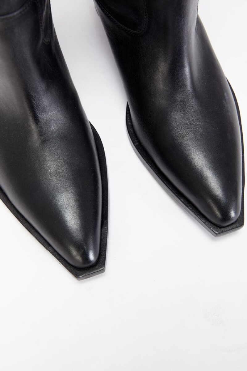 BOTA LIBRA Negro