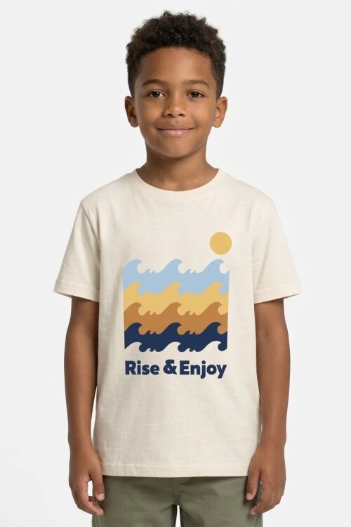 Remera m/c estampada Rise & Enjoy CRUDO