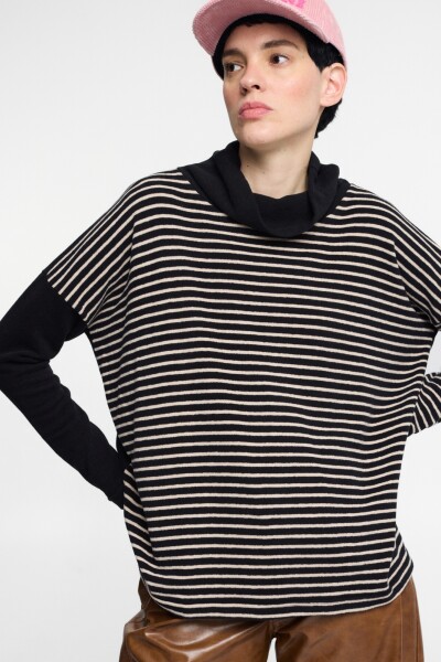 SWEATER Negro