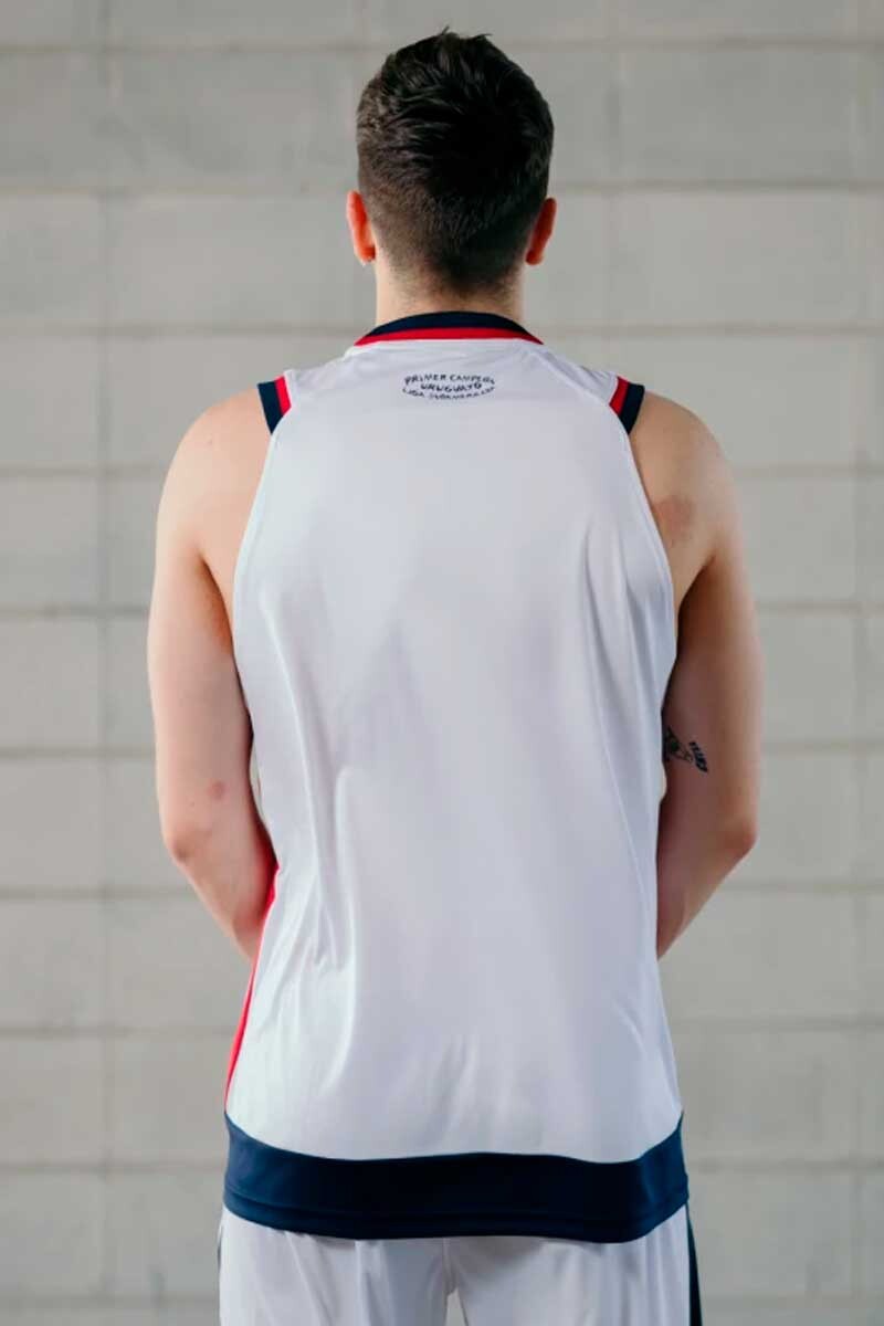 MUSCULOSA BASKET UMBRO NACIONAL OFICIAL/ALTERNAIVA 2025 Blanco