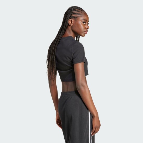 Remera Adidas Essentials Negro