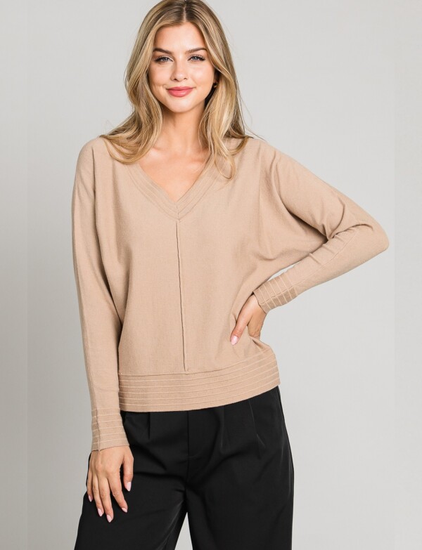 Buzo Tejido Fino Escote V Con Costura Central BEIGE