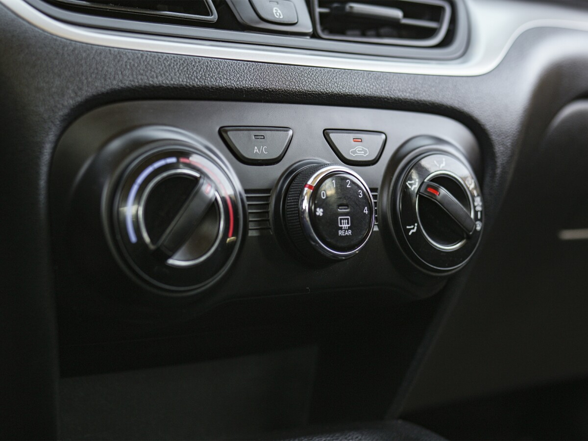 Hyundai HB20 Premium 1.0 Extra Full | Permuta / Financia Hyundai HB20 Premium 1.0 Extra Full | Permuta / Financia