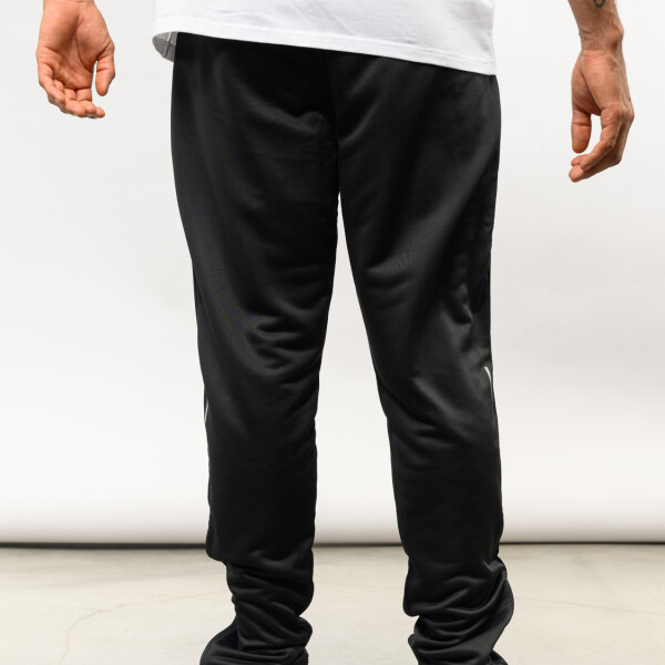 Pantalón Deportivo Training Core Umbro Hombre 002