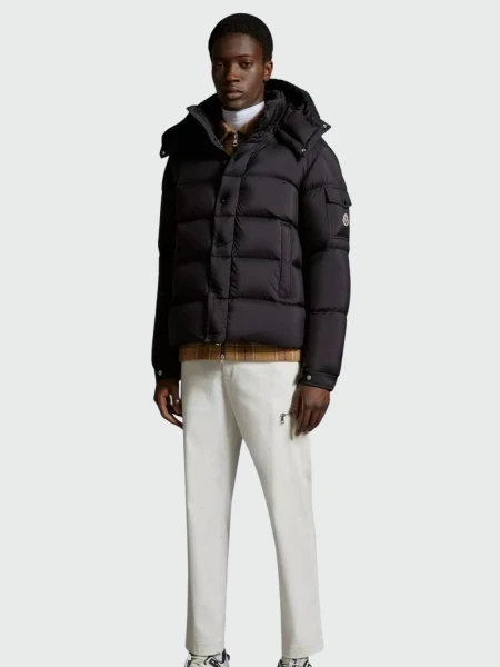Moncler -Chaqueta rellena de plumas con capucha extraíble, VEZERE Negro