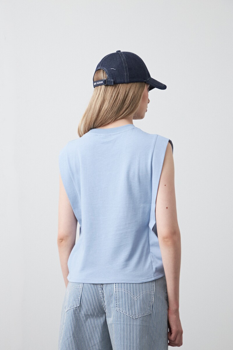 REMERA BOLETUS Celeste