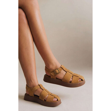 Sandalia Guillermina Camel