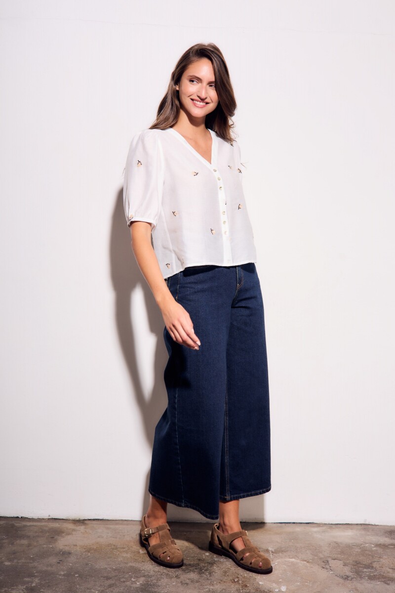 Blusa Viscosa Bordada Nacar