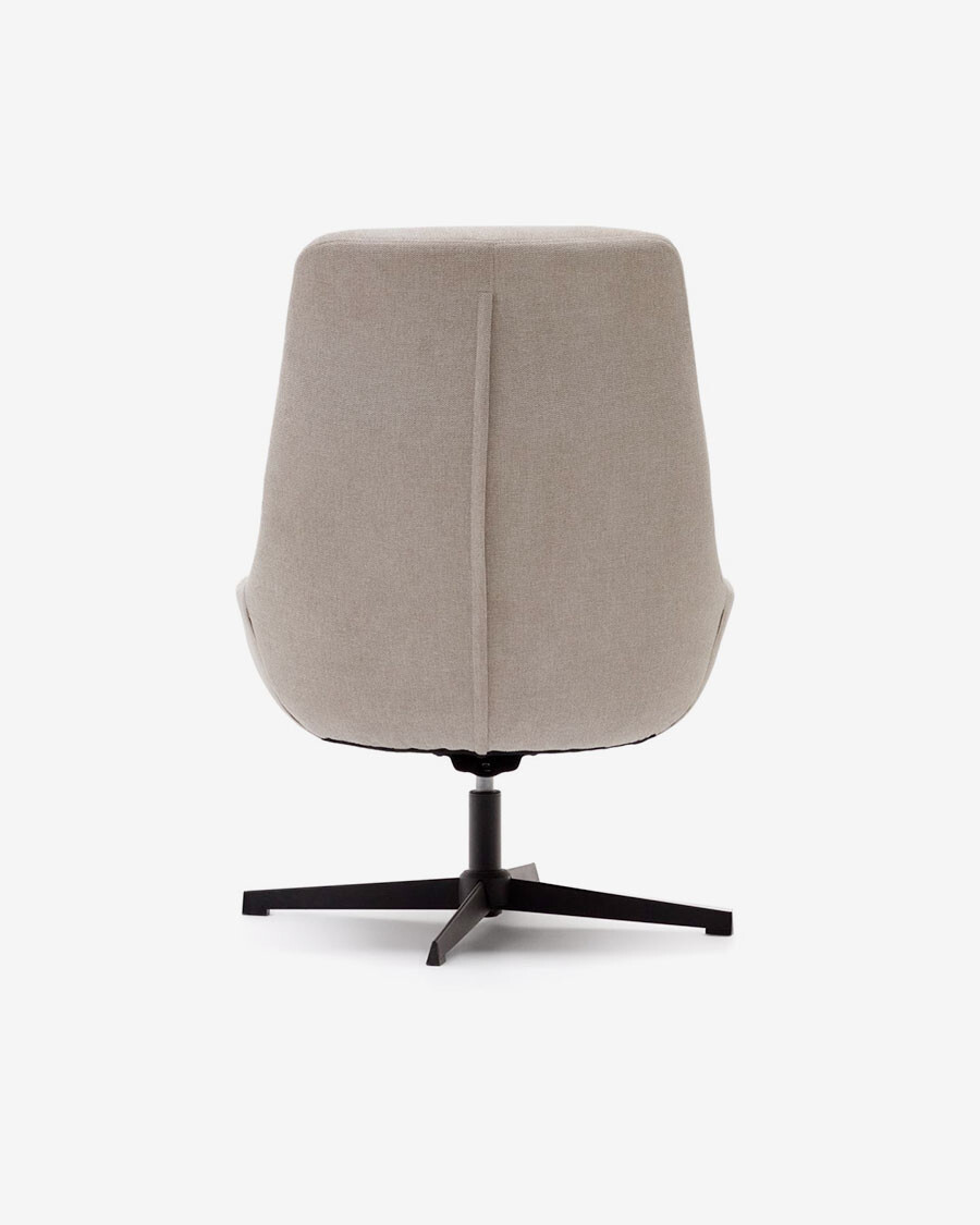 Butaca giratoria Celida de chenilla beige y acero con acabado negro FSC 100% Butaca giratoria Celida de chenilla beige y acero con acabado negro FSC 100%