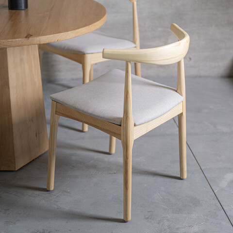 Silla Elbow Natural con gris
