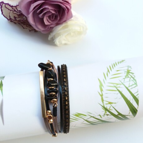 Pulsera Amuleto Varios Colores Negro