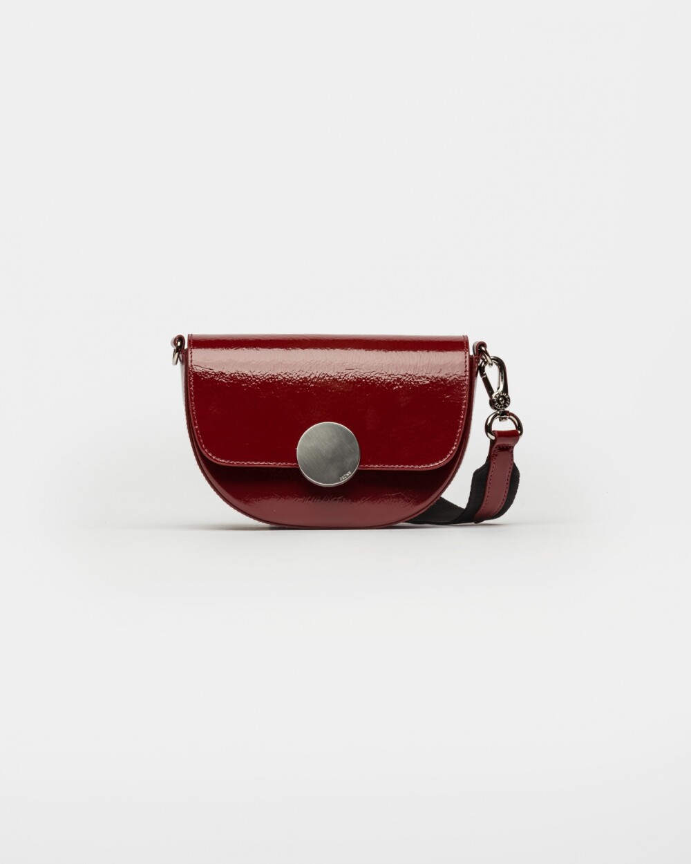 Mini Bag The Circle En Cuero Charol Arrugado Berry