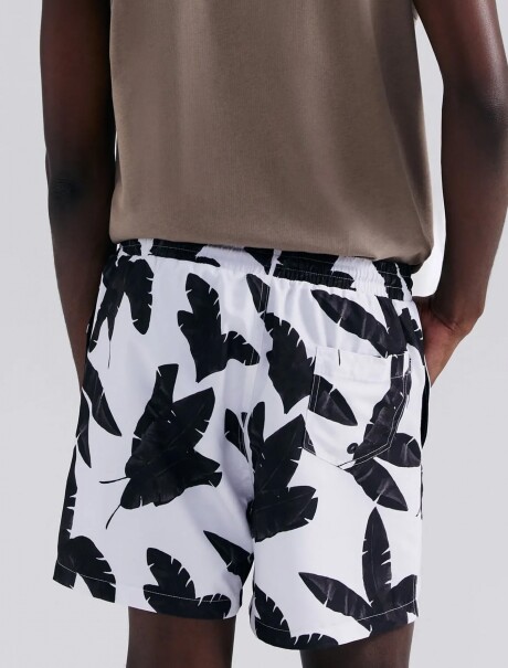 SHORT ESTAMPADO CON SUSPENSOR BLANCO