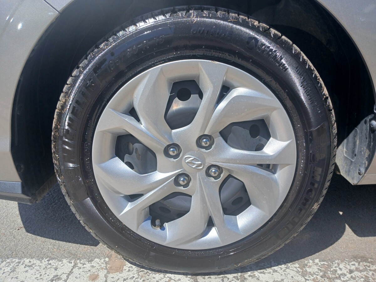 Hyundai HB20 1.0 2025 EXCELENTE ESTADO! | Permuta / Financia Hyundai HB20 1.0 2025 EXCELENTE ESTADO! | Permuta / Financia