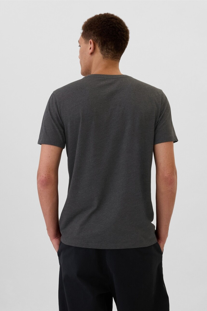 Remera Cuello V Mini Logo Gap Hombre Charcoal Heather