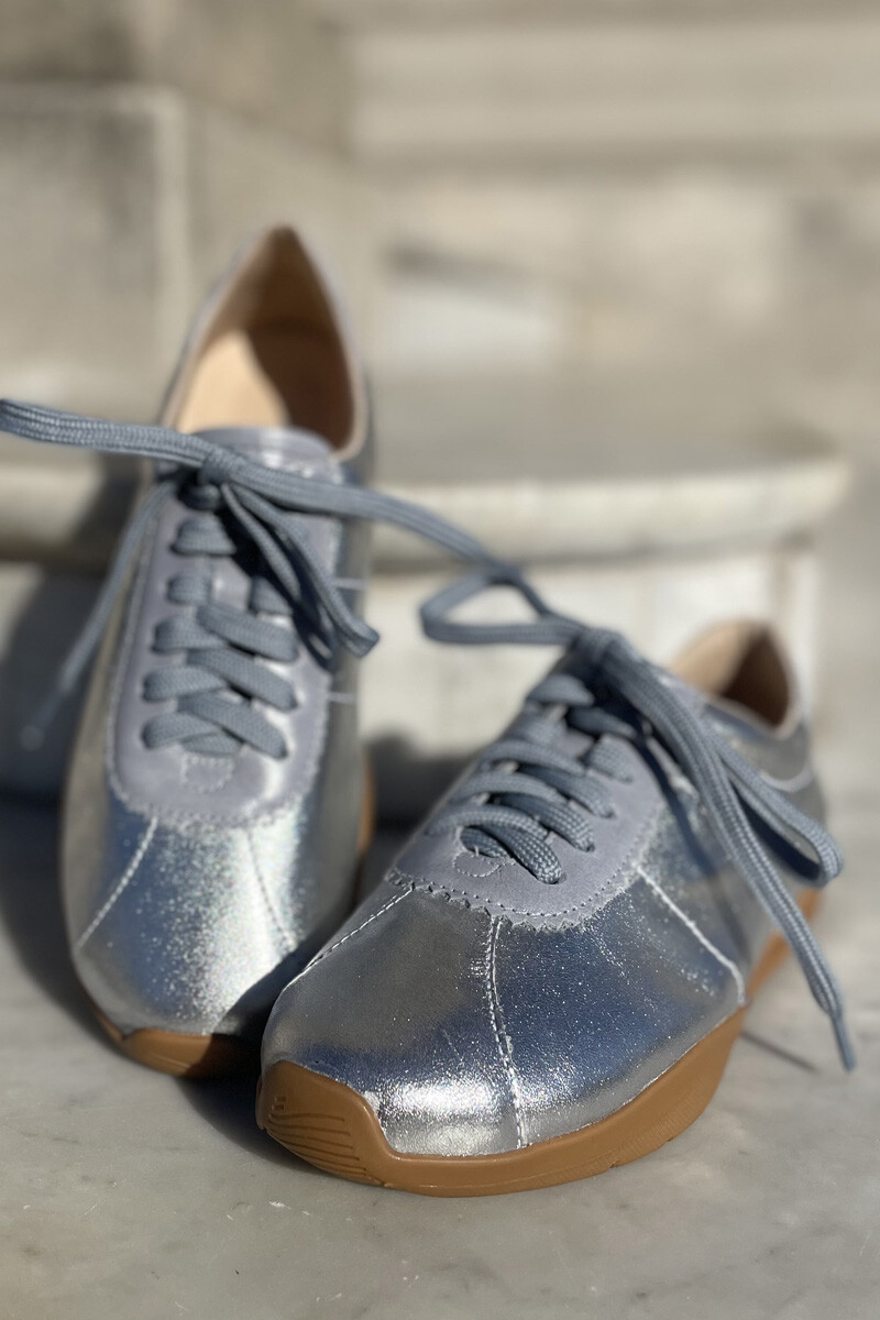 Sneaker Plata