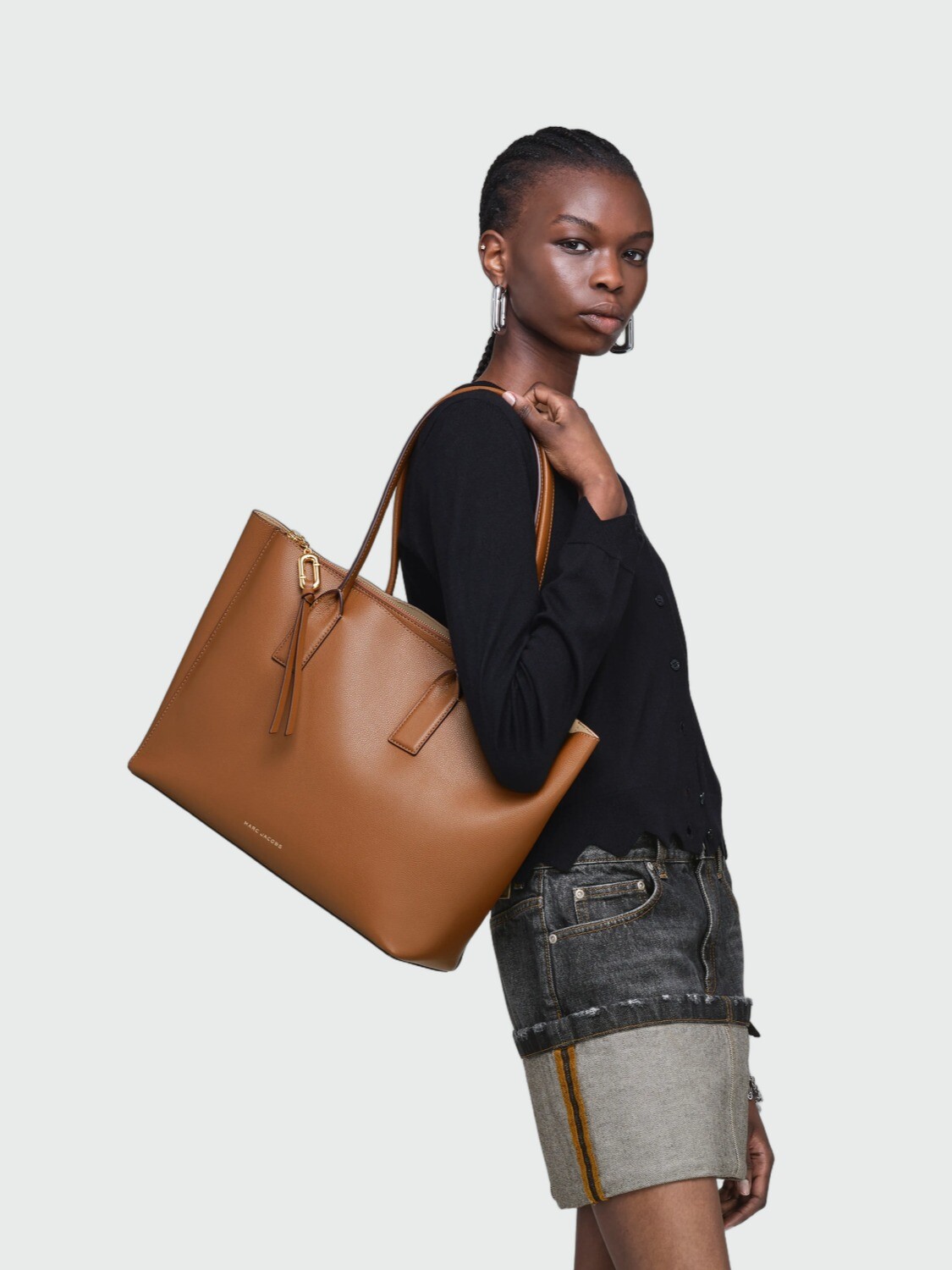 MARC JACOBS - THE PUFFY J MARC WORK TOTE 212