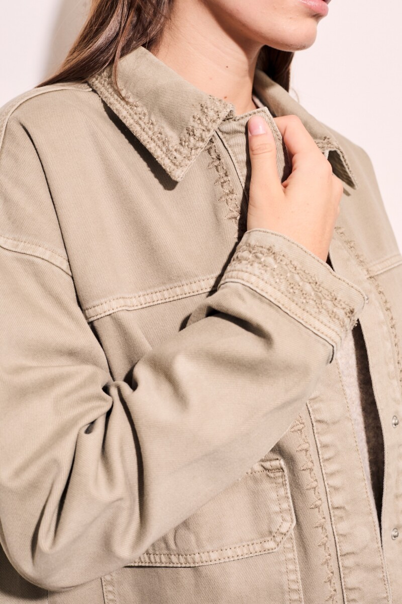 Sobrecamisa Bordada Garment Dyed Safari