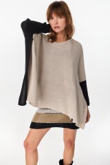 Poncho Misuna Negro/Beige