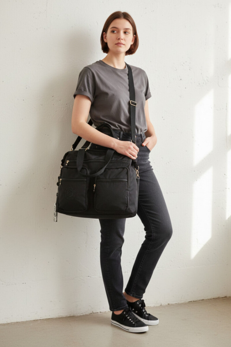 Bolso grande con bolsillos Negro