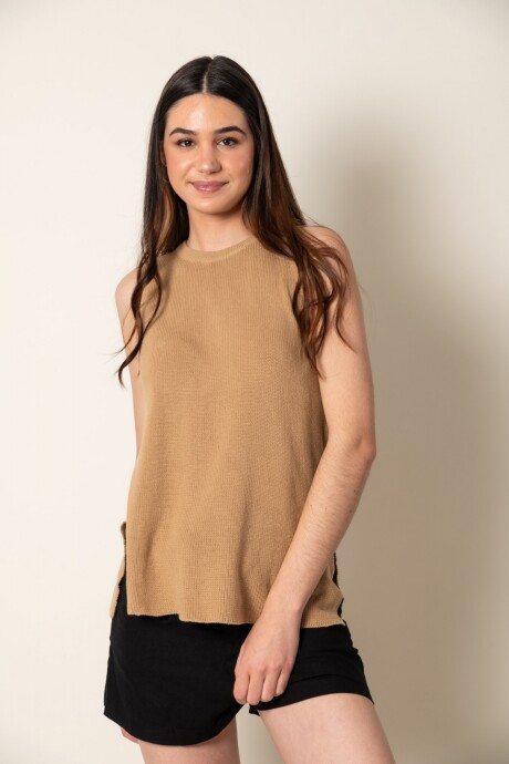 MUSCULOSA OVIEDO CAMEL