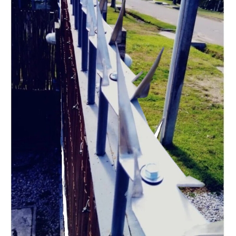 Pinchos de seguridad acero galvanizado 1.25 m Pinchos de seguridad acero galvanizado 1.25 m