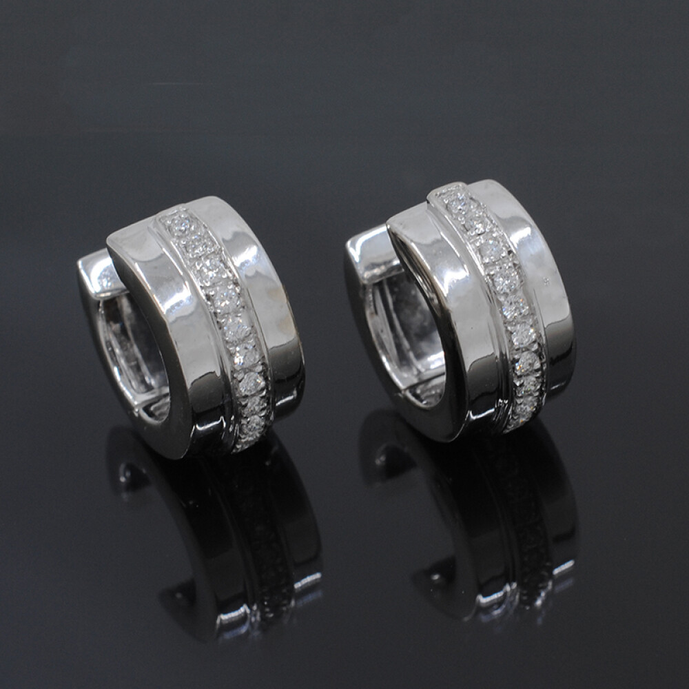 Aros en oro 18k blanco y brillantes Aros en oro 18k blanco y brillantes