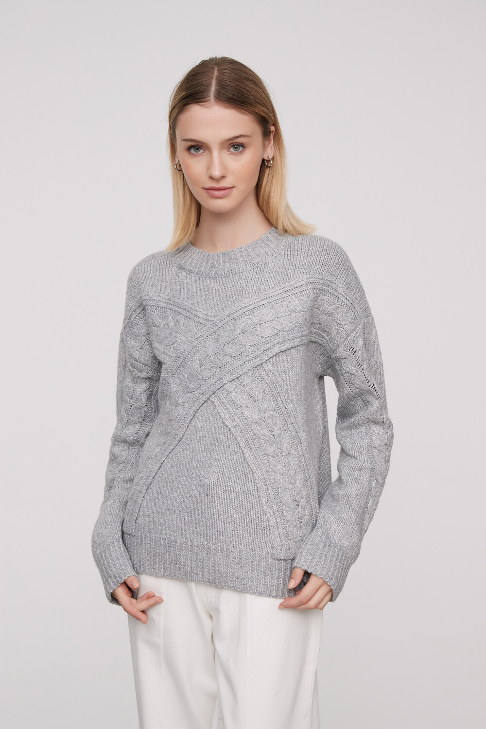 Sweater Lambu Gris Medio