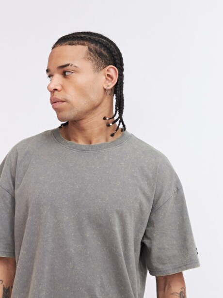 REMERA ZICATELA GRIS