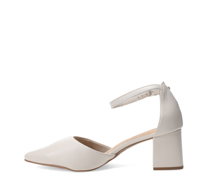 Sandalia en punta y con taco Offwhite