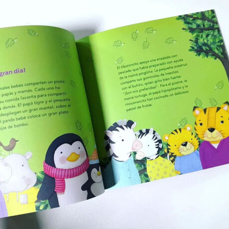 Libro Infantil un Día En Casa Con 4 Puzzles — Mis Petates