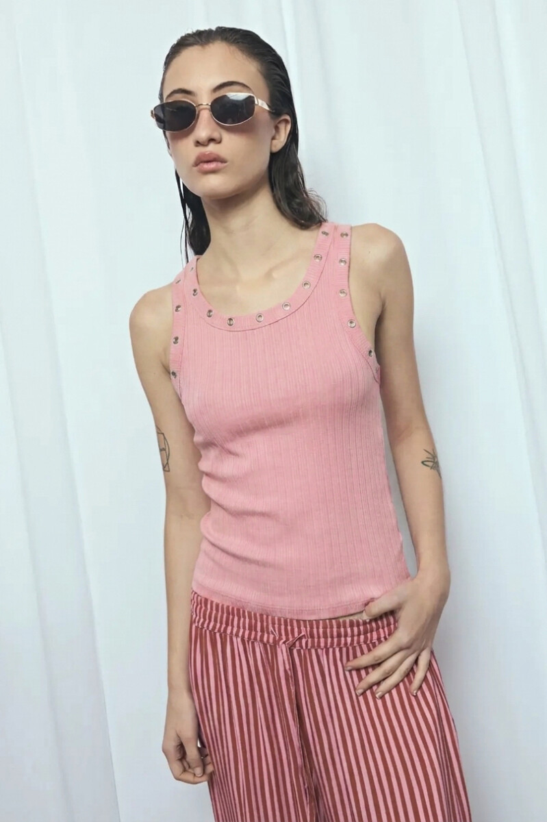 Musculosa con ojalillos PREVENTA - rosa 