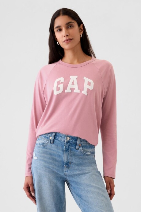 Remera Logo Gap Manga Larga Mujer Lilas Pink 16-1708 Tcx