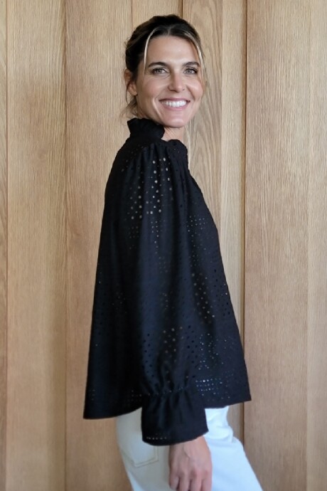 Blusa Copenhague Broderie negro