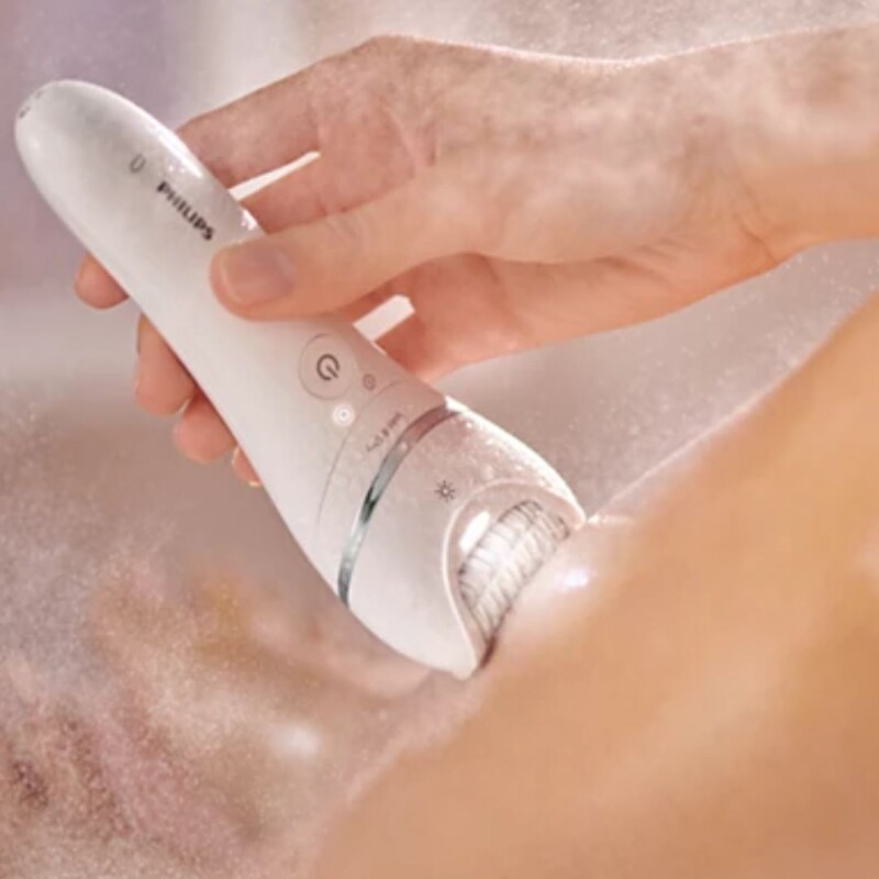 Depilator Philips Series 8000 Wet & Dry BRE700/00 Depilator Philips Series 8000 Wet & Dry BRE700/00